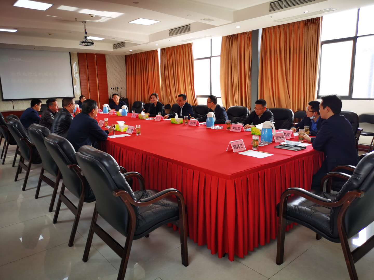 达州通川区及市供销社领导一行到访威廉希尔中文网站集团