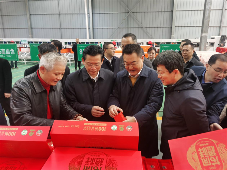 蔡邦银一行到资中调研威廉希尔中文网站集团重点项目建设情况