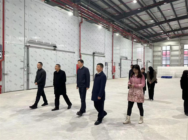 中国果品流通协会会长鲁芳校一行到四川供销为农服务（资中）产业园调研